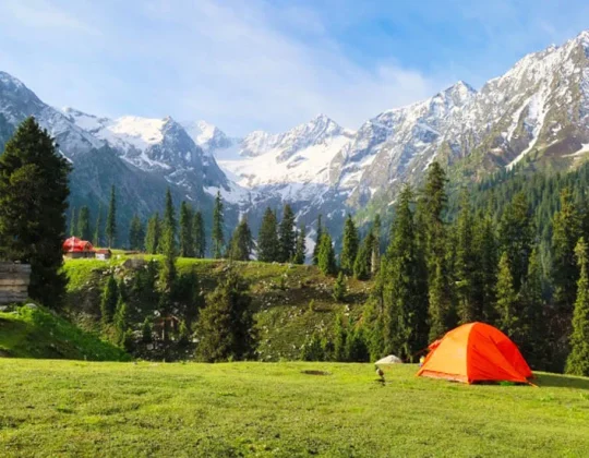 The Ultimate Packing List for Your Kumrat Vacation