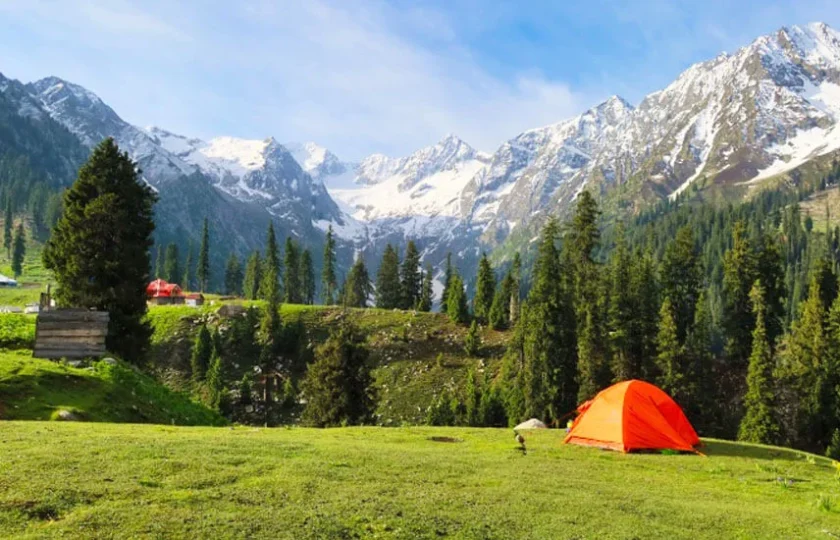 The Ultimate Packing List for Your Kumrat Vacation